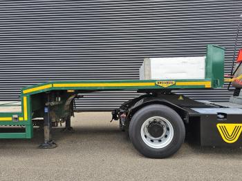 31N5-EU / EXTENDABLE / WHEEL WELL / RADMULDEN